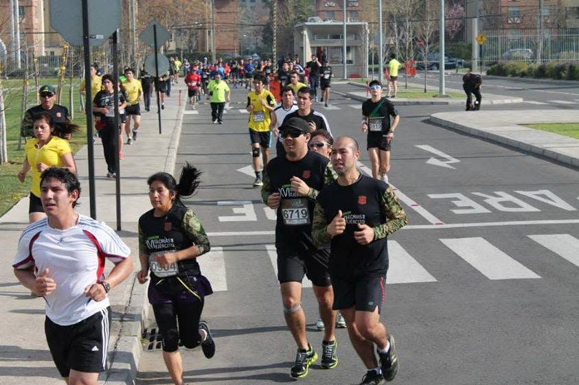 Corredores en la Corrida Glorias del Ejército